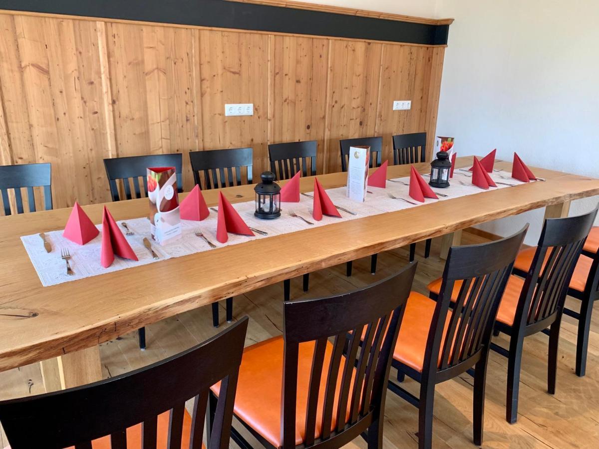 Hotel Heimfeld Restaurant Cafe Garching an Der Alz Eksteriør bilde